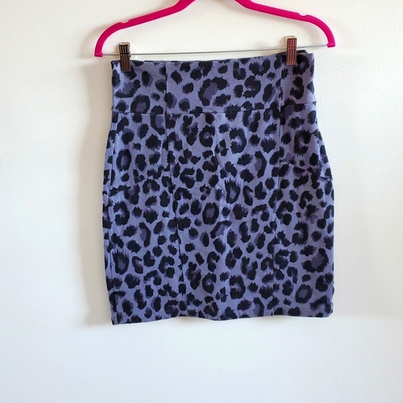 Gray leopard pencil skirt size 10 - Picture 1 of 2